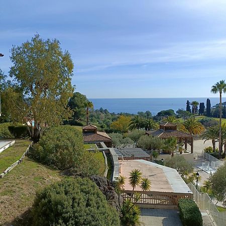 Cap Esterel Village Vacances T2 Vue Mer Agay Сен-Рафаэль Экстерьер фото